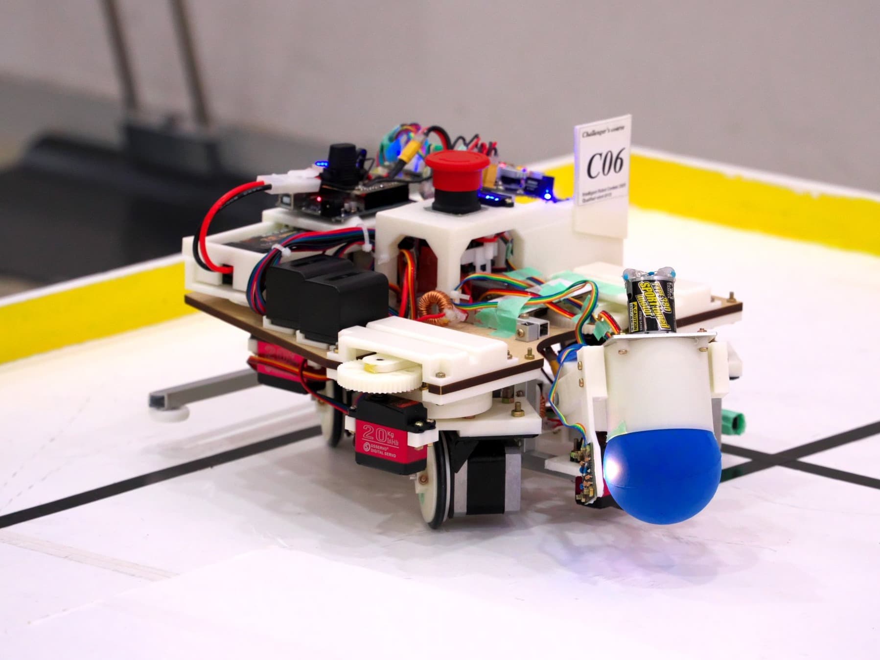 知能ロボコン、相撲ロボットの展示